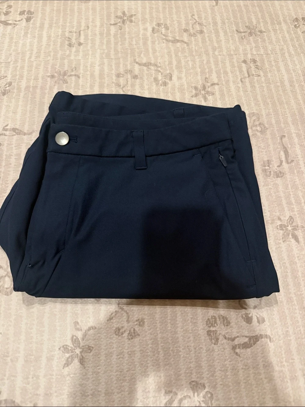 lululemon athletica Men's Dark Navy Flat-Front Performance Shorts